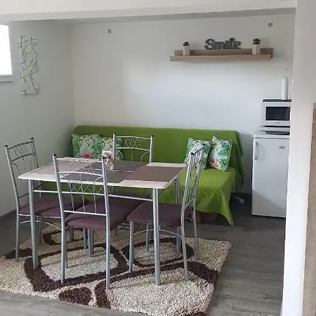 公寓 Apartman D1 Putimov